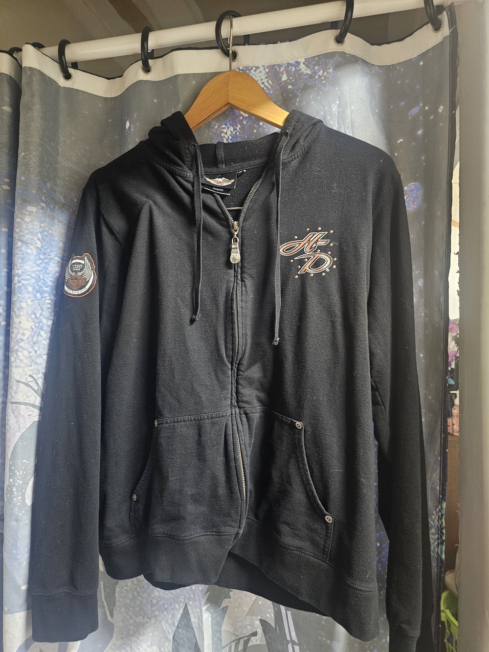 Harley-Davidson Black Zip-Up Hoodie with Subtle Logo